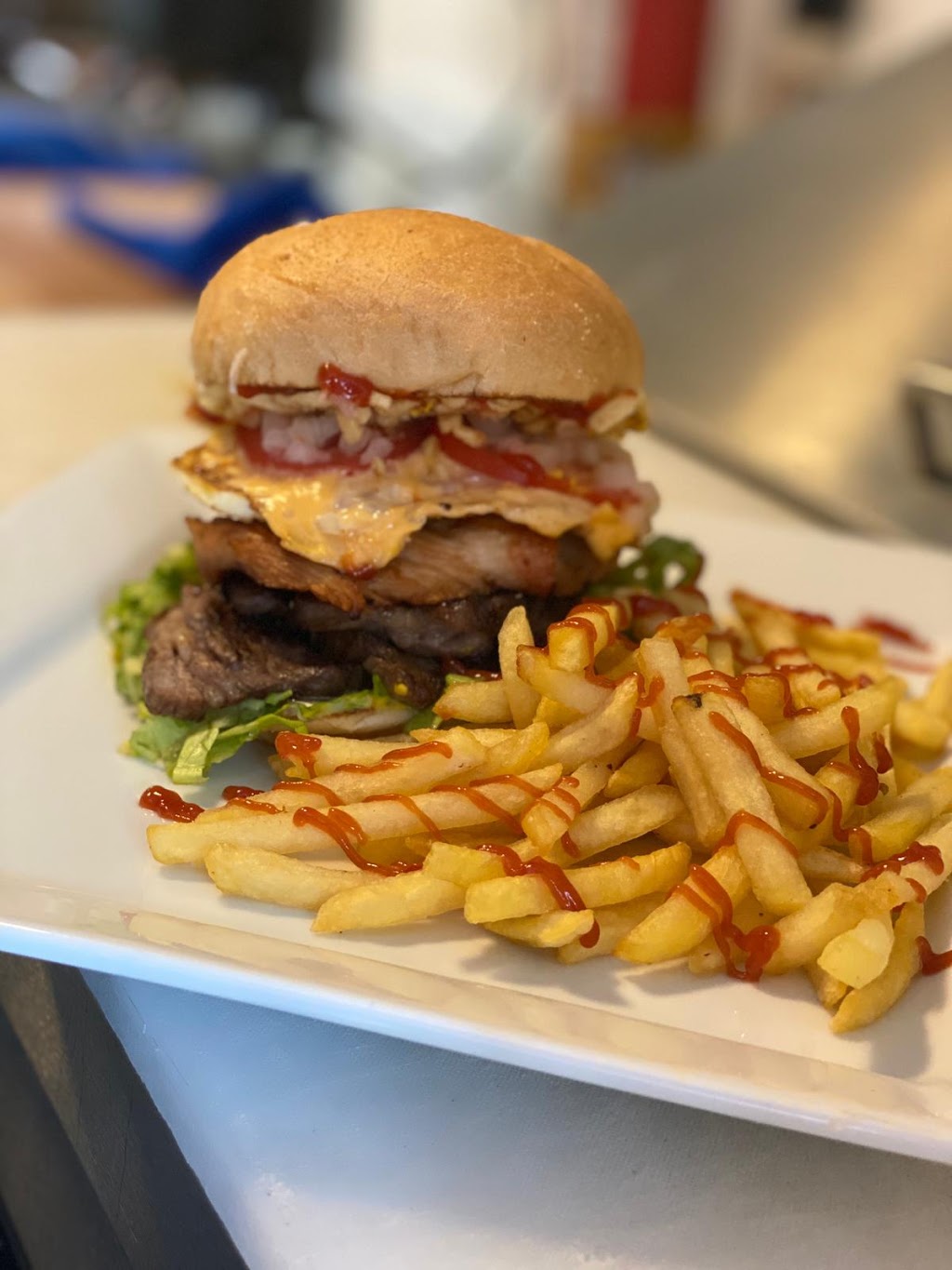 La Santa Burger & Grill | restaurant | 11650 Biscayne Blvd, Miami, FL 33181, USA | 3057253481 OR +1 305-725-3481