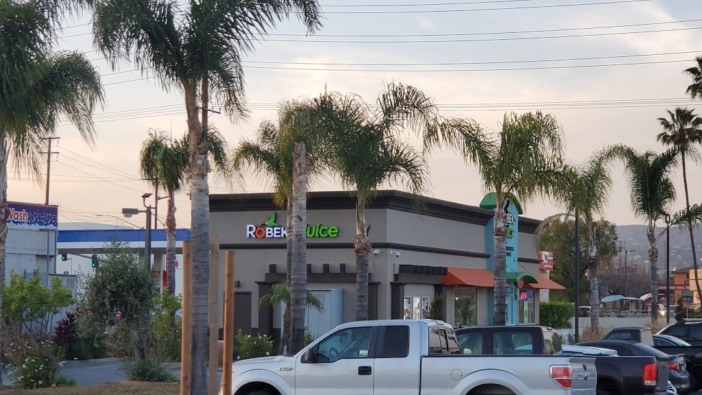 Robeks Fresh Juices & Smoothies | restaurant | 110 E Imperial Hwy, Fullerton, CA 92835, USA | 7144469550 OR +1 714-446-9550