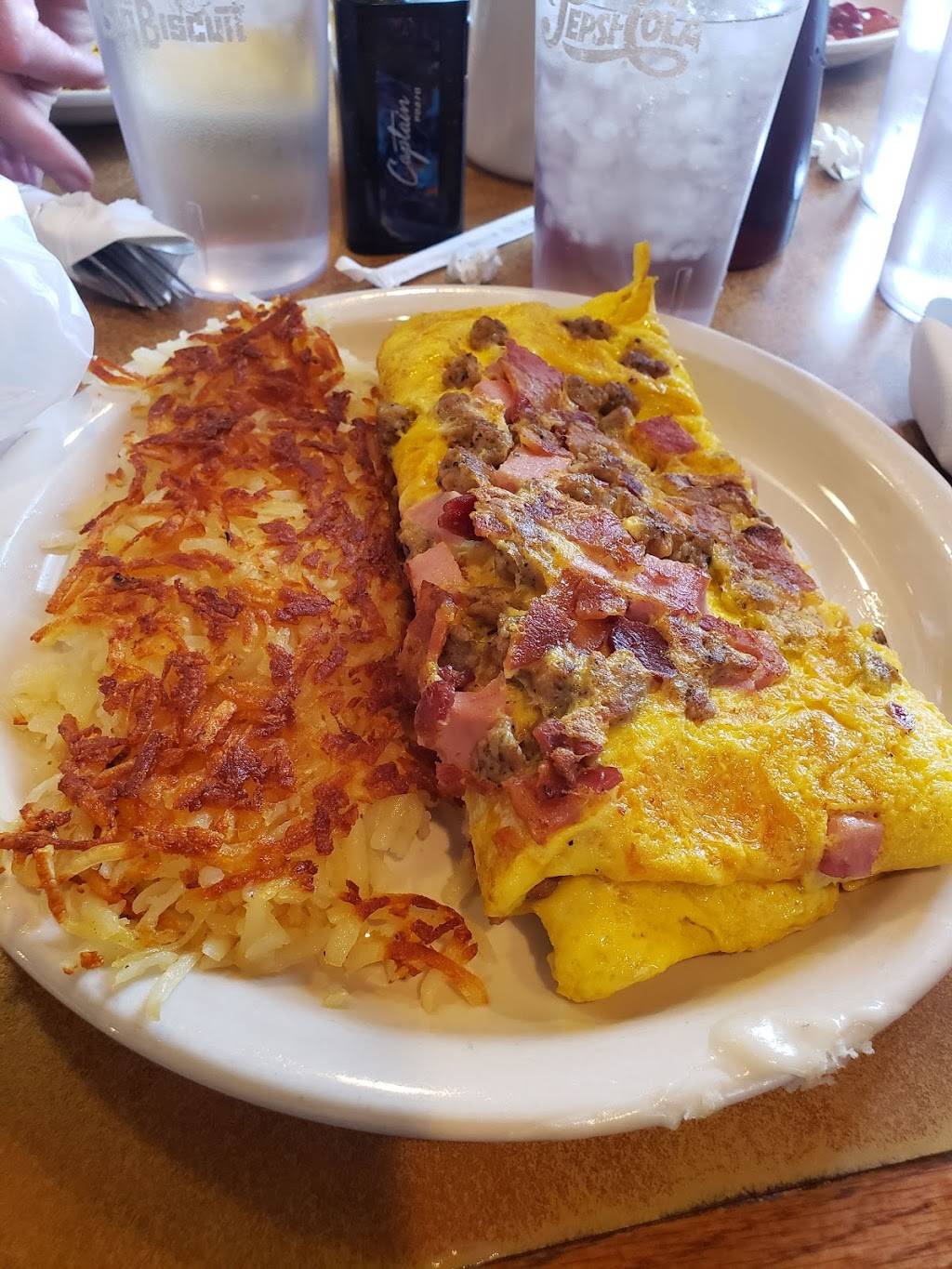 The Big Biscuit | restaurant | 16506 E US Hwy 40, Independence, MO 64055, USA | 8164786958 OR +1 816-478-6958