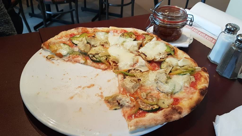 Da Gina | restaurant | 4910 Boulevard des Laurentides, Laval, QC H7K 2J5, Canada | 4509377777 OR +1 450-937-7777