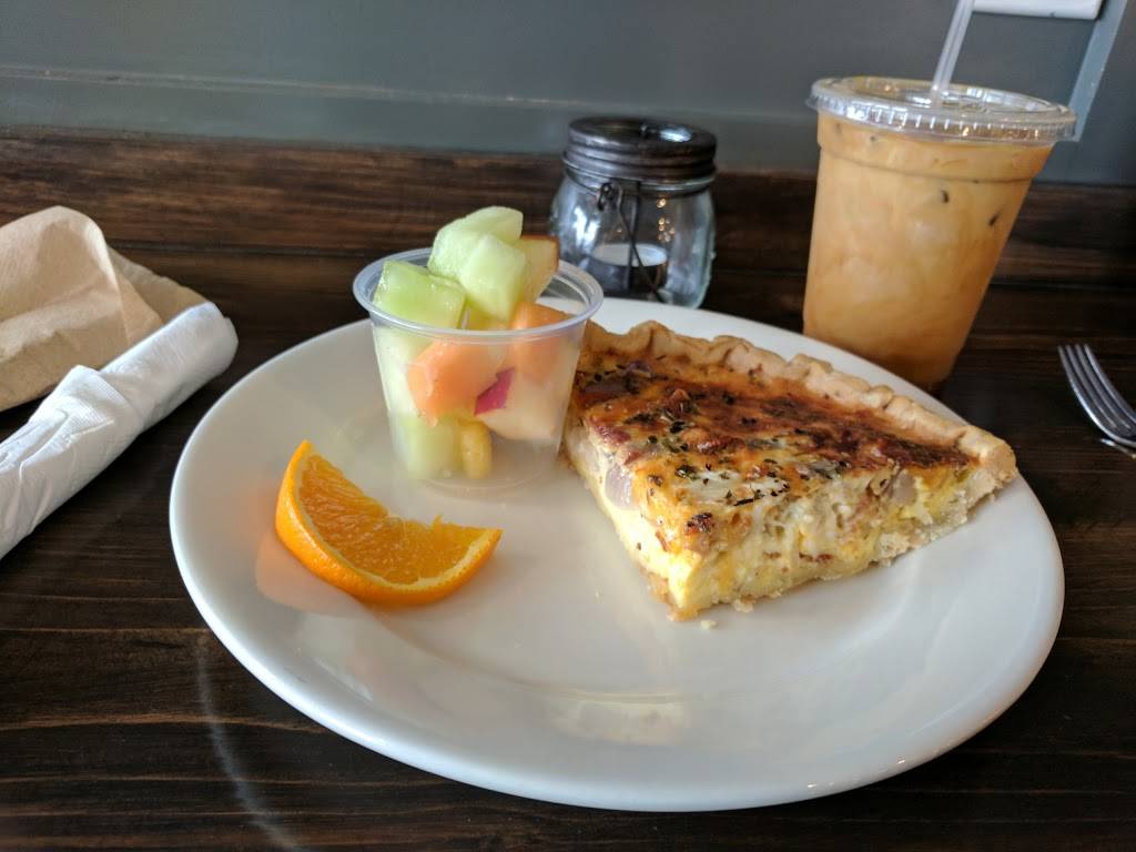 The Broad Street Grind | cafe | 1st Floor, 117 E Broad St, Souderton, PA 18964, USA | 2157238220 OR +1 215-723-8220