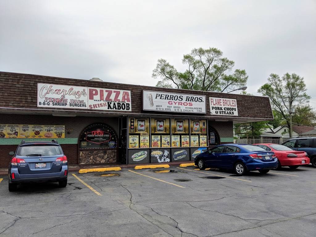 Perros Brothers Gyros | restaurant | 2601 Chicago Rd, South Chicago Heights, IL 60411, USA | 7087555055 OR +1 708-755-5055