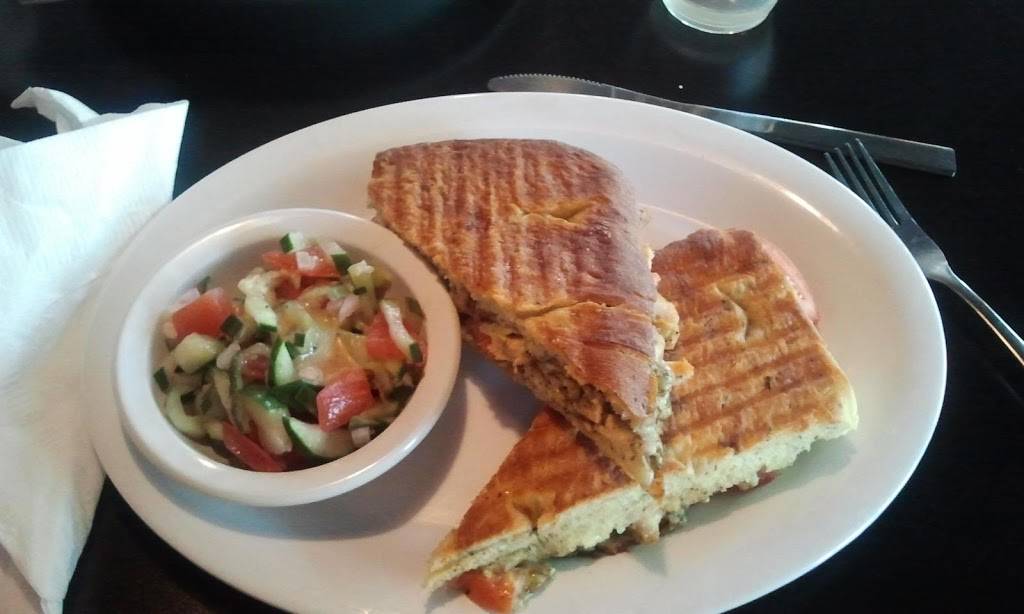 Bruccis Pizza | restaurant | 540 FL-13 #10, Fruit Cove, FL 32259, USA | 9042878317 OR +1 904-287-8317