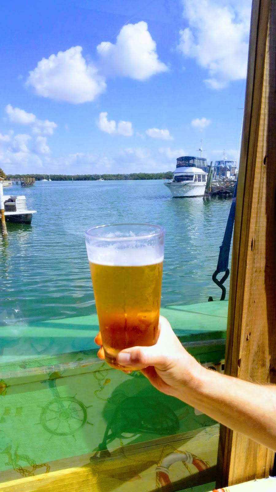 White Elephant Pub | restaurant | 1855 Gulf Blvd #5729, Englewood, FL 34223, USA | 9414756801 OR +1 941-475-6801