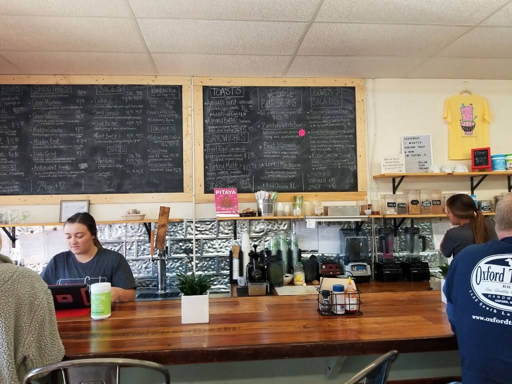 Living Foods | restaurant | 809 College Hill Rd, Oxford, MS 38655, USA | 6622344443 OR +1 662-234-4443