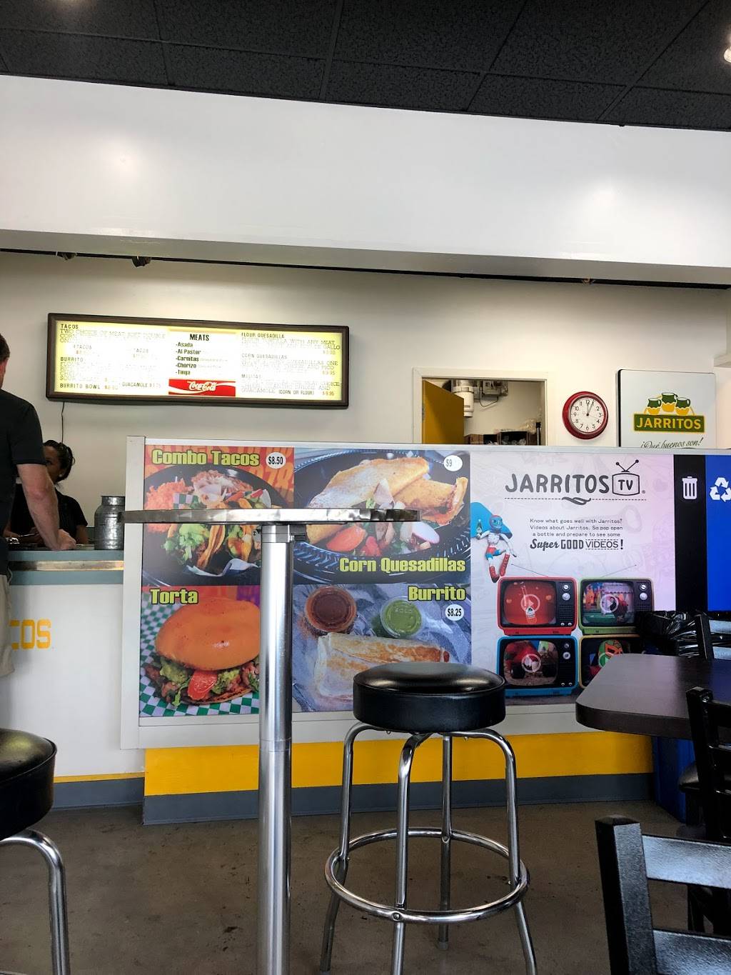 Chilolos tacos | restaurant | 6538 4th Ave S, Seattle, WA 98108, USA | 2062574056 OR +1 206-257-4056