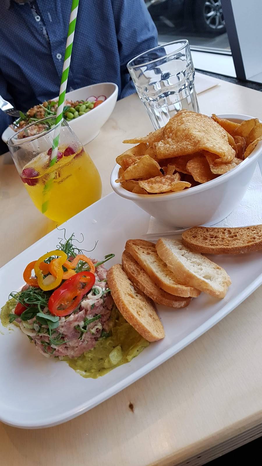 Küto - Comptoir à Tartares Saint-Catherine | restaurant | 5248 QC-132, Sainte-Catherine, QC J5C 1L8, Canada | 4508004533 OR +1 450-800-4533