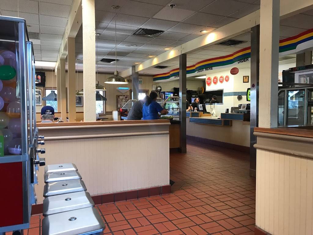 Round Table Pizza | meal delivery | 121 Hartnell Ave, Redding, CA 96002, USA | 5302249996 OR +1 530-224-9996