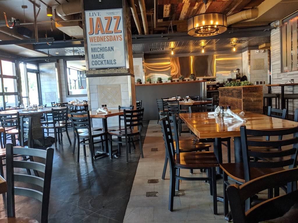 Tavern and Tap | restaurant | 101 S Washington Square, Lansing, MI 48933, USA | 5173745555 OR +1 517-374-5555