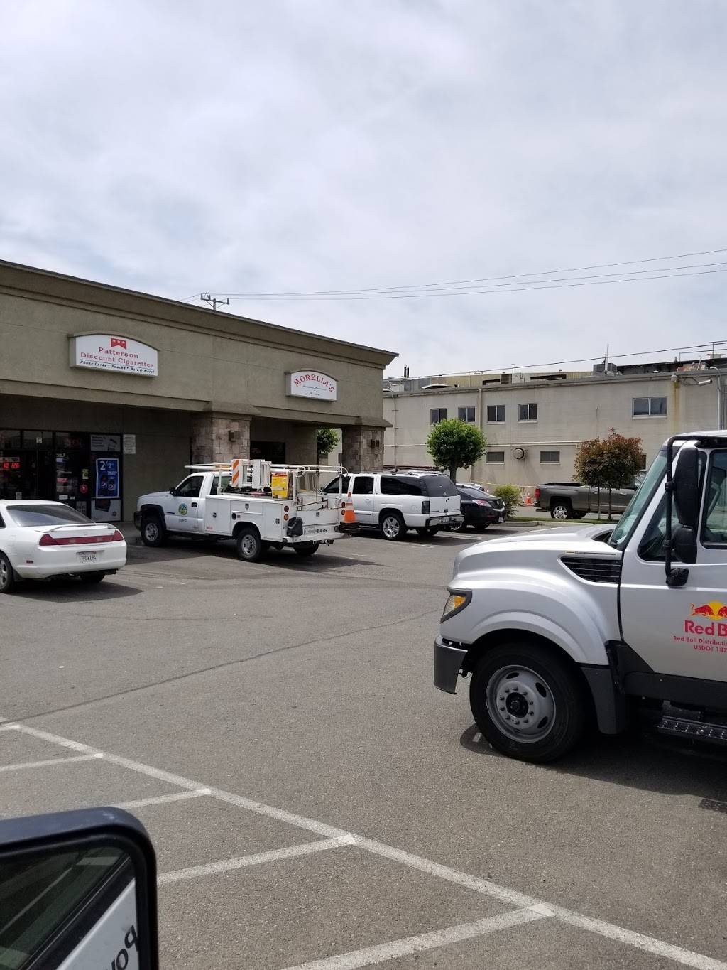 Morelias | restaurant | 106 E Las Palmas Ave, Patterson, CA 95363, USA | 2098943655 OR +1 209-894-3655