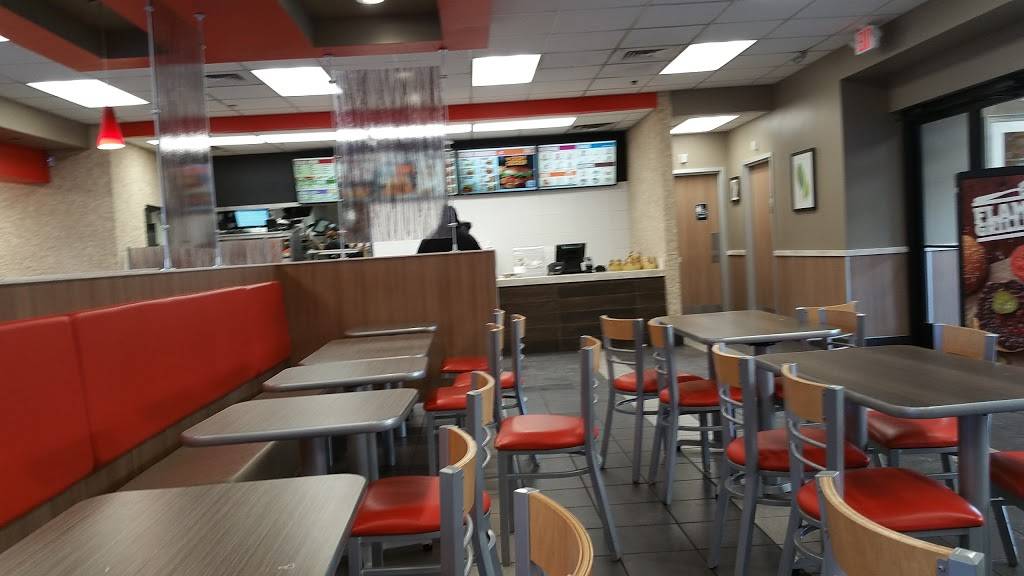 Burger King | restaurant | 902 Bridgeport Ave, Shelton, CT 06484, USA | 2039297290 OR +1 203-929-7290