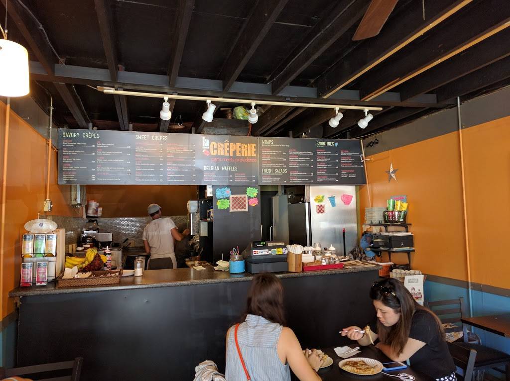La Creperie | restaurant | 82 Fones Alley, Providence, RI 02906, USA | 4017515536 OR +1 401-751-5536