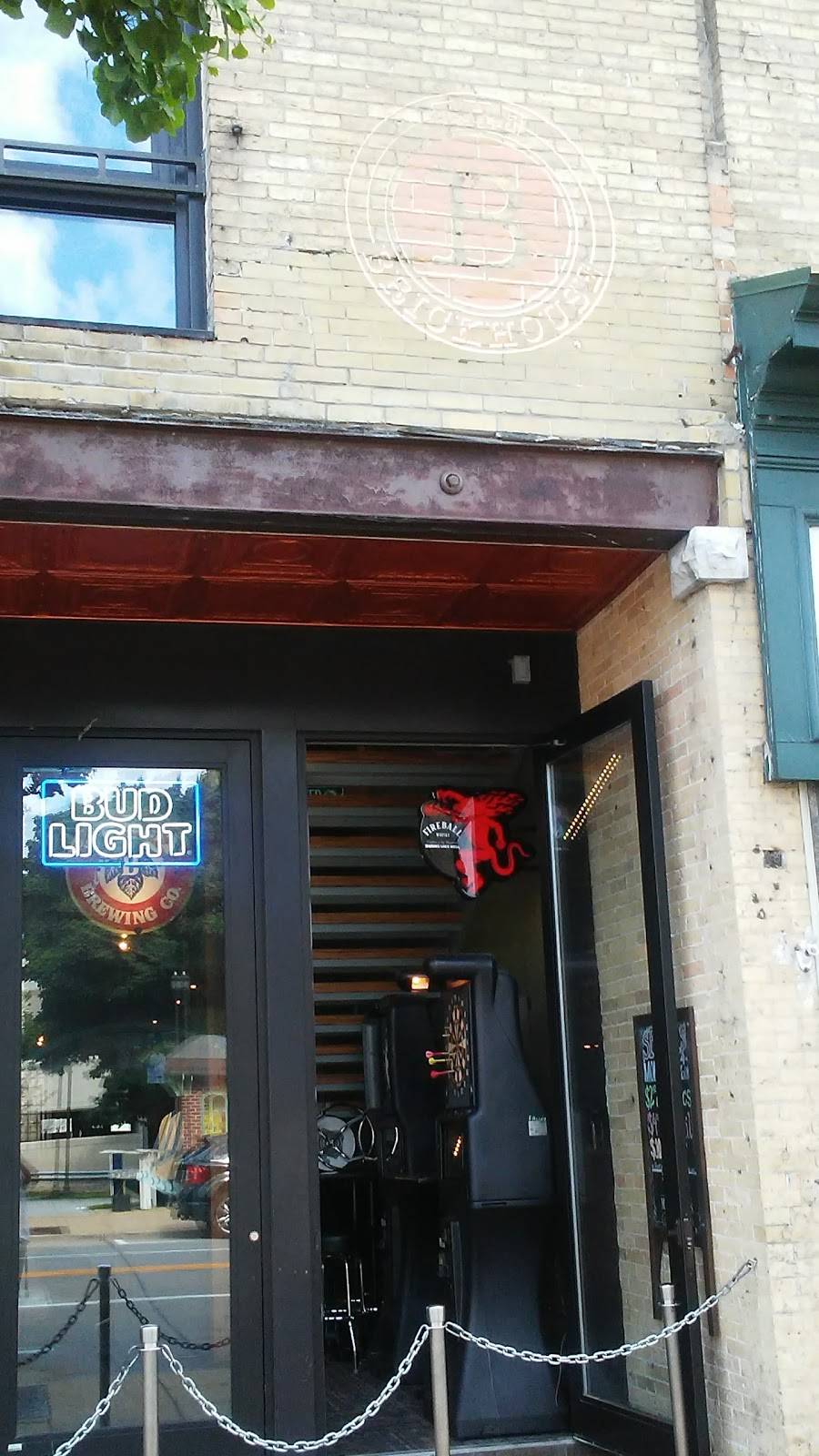 The Brickhouse | restaurant | 316 Main St, Racine, WI 53403, USA | 2627704297 OR +1 262-770-4297