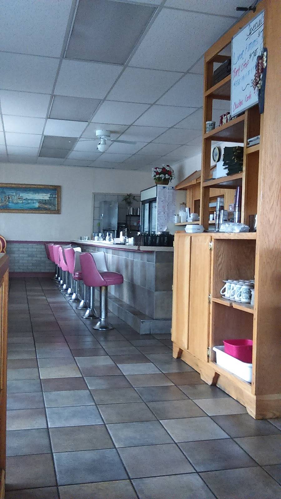 Fox Lake Family Restaurant | restaurant | 56 US-12, Fox Lake, IL 60020, USA | 8475876005 OR +1 847-587-6005