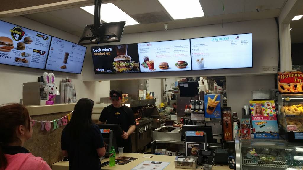 McDonalds | cafe | 8500 N Wickham Rd, Melbourne, FL 32940, USA | 3212557805 OR +1 321-255-7805