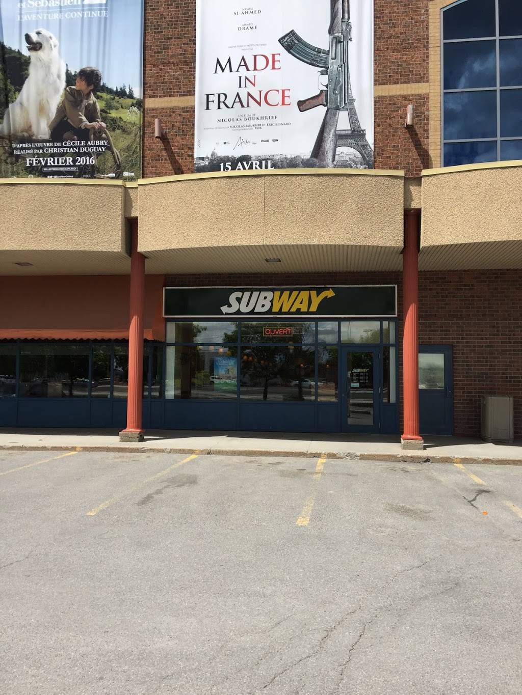 Subway | restaurant | 120 Boulevard de lHôpital, Gatineau, QC J8T 8M2, Canada | 8192462380 OR +1 819-246-2380