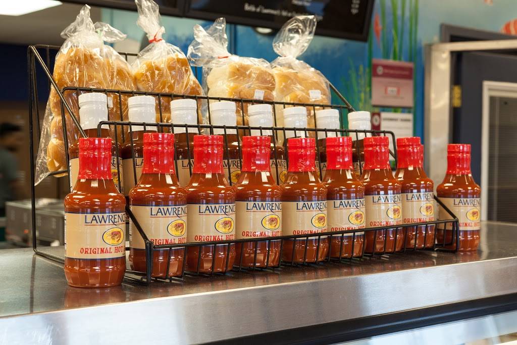 Lawrences Fish and Shrimp | meal takeaway | 2120 S Canal St, Chicago, IL 60616, USA | 3122252113 OR +1 312-225-2113