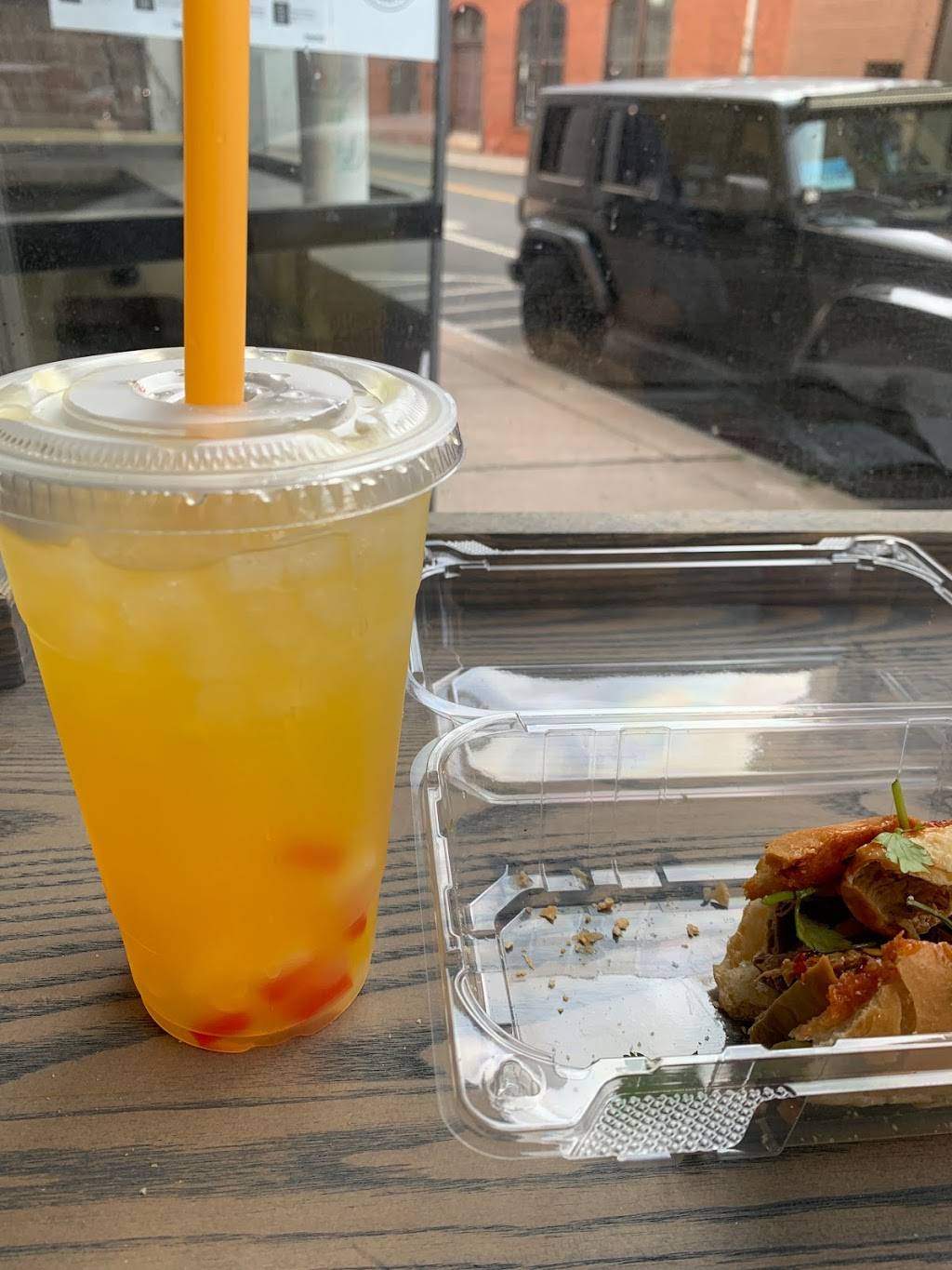 Banh Meee Downtown | restaurant | 126 Ann Uccello St, Hartford, CT 06103, USA | 8603083623 OR +1 860-308-3623