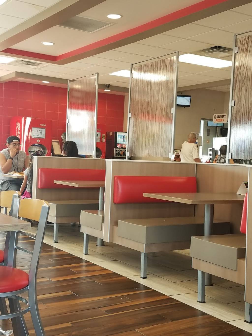 Riverside Square & Rivers Edge | shopping mall | 3145 S Ashland Ave, Chicago, IL 60608, USA | 6306452800 OR +1 630-645-2800