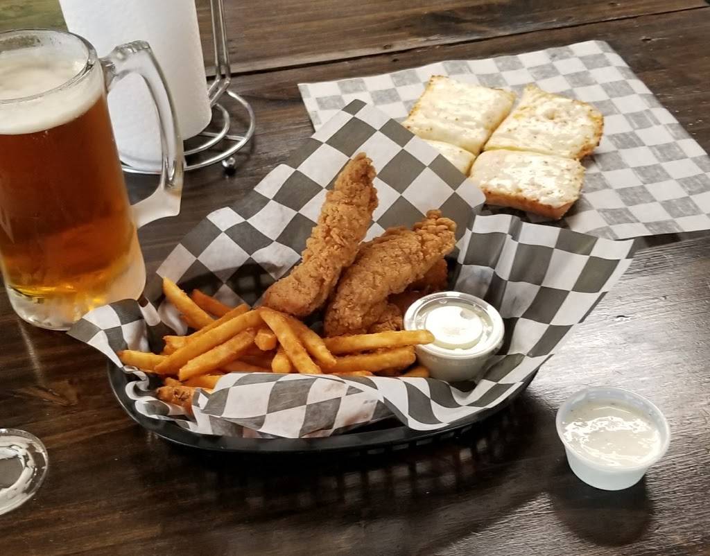 Genos Golden Pizza & Pub | restaurant | 113 N Riverview Dr, Parchment, MI 49004, USA | 2693457266 OR +1 269-345-7266