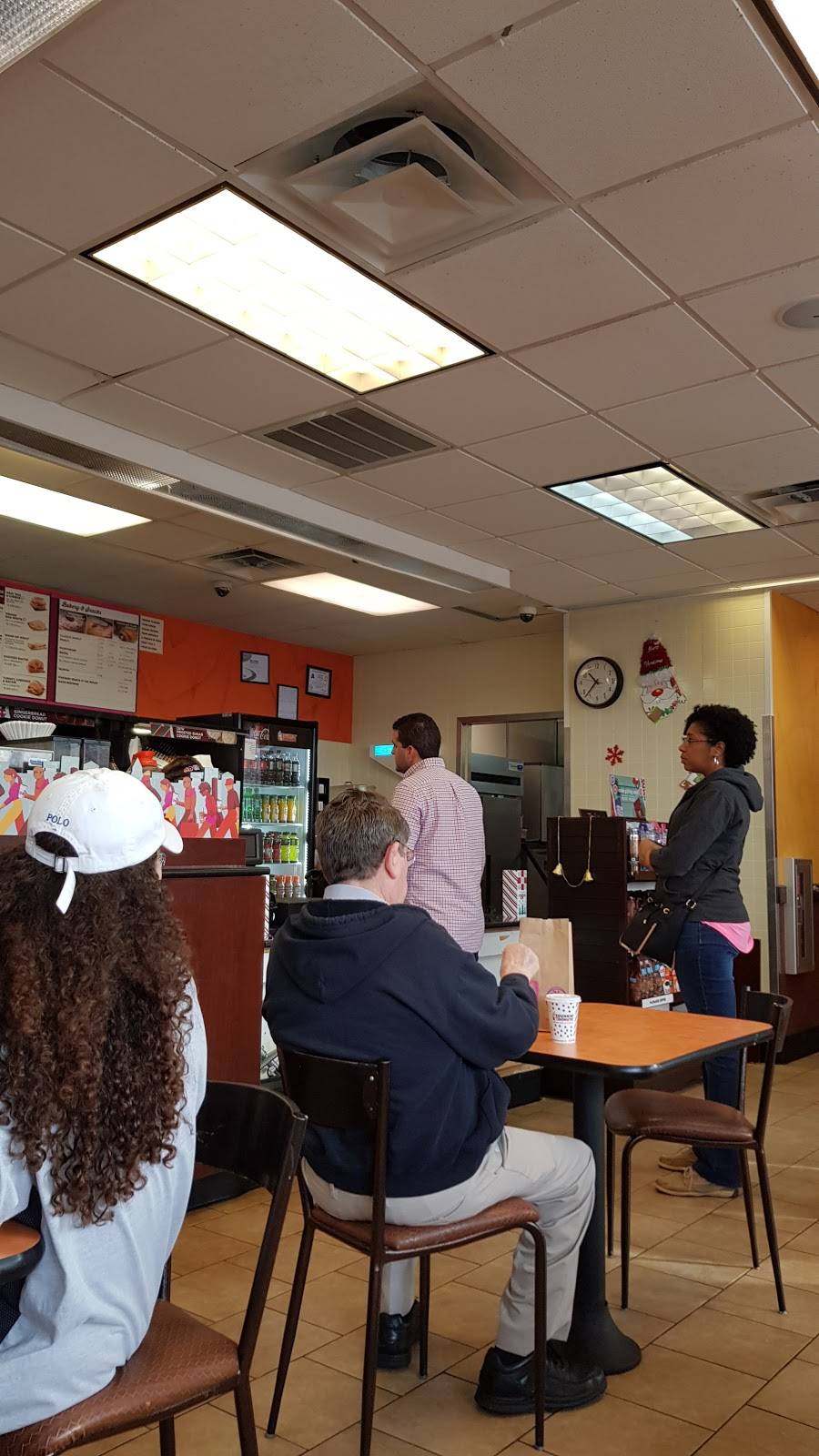 Dunkin | bakery | 3209 S Wilmington St, Raleigh, NC 27603, USA | 9196617377 OR +1 919-661-7377
