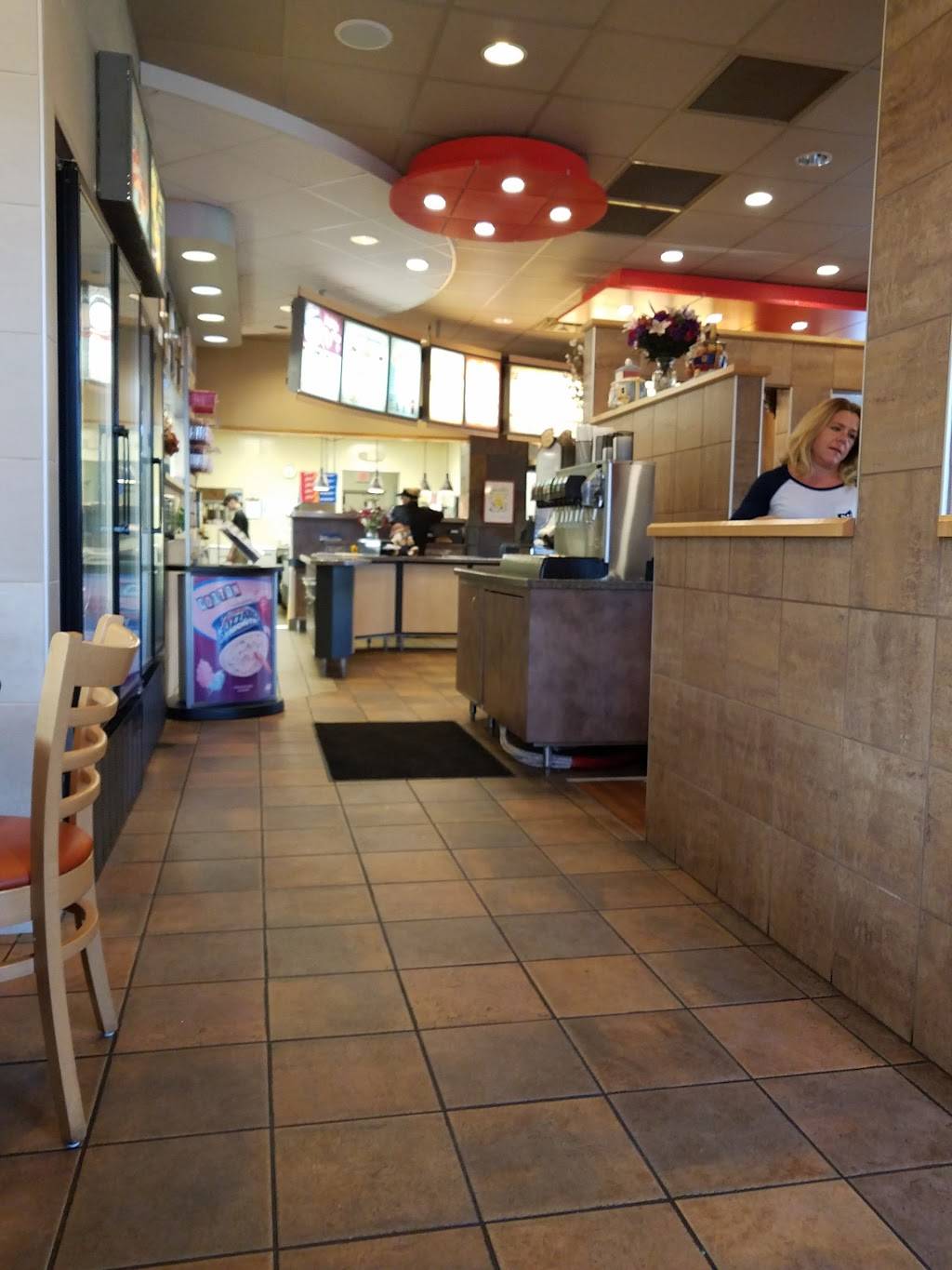 DQ Grill & Chill Restaurant | restaurant | 9575 Diamond Centre Dr, Mentor, OH 44060, USA | 4403543004 OR +1 440-354-3004