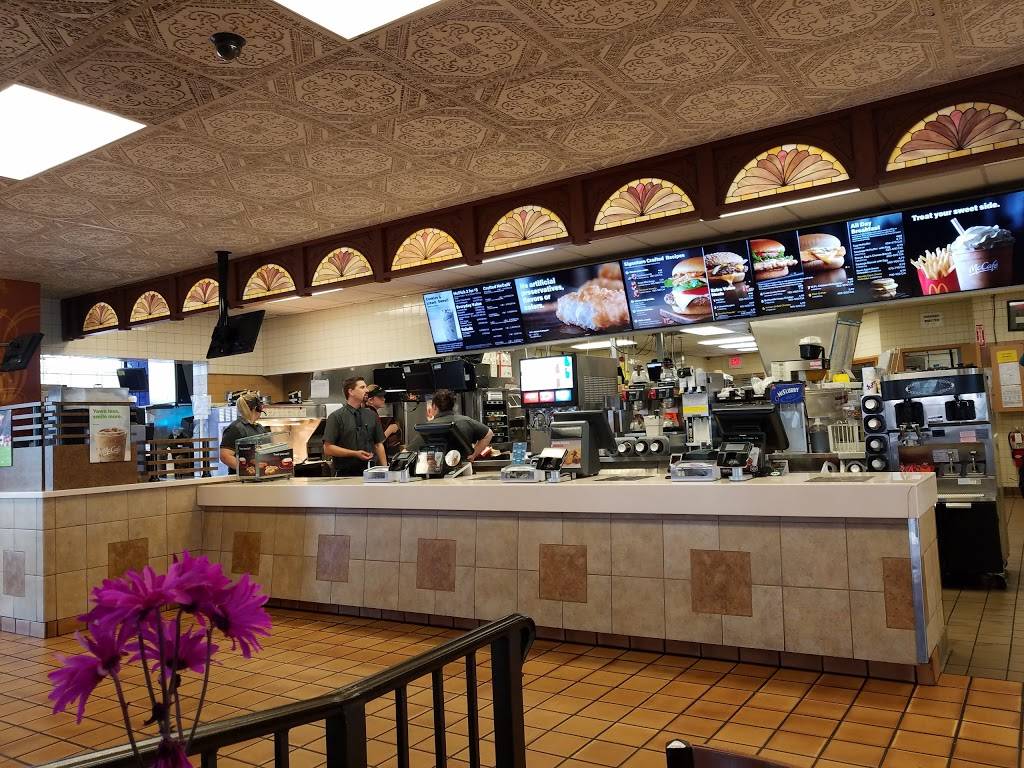 McDonalds | cafe | 4101 S Campbell Ave, Springfield, MO 65807, USA | 4178874101 OR +1 417-887-4101