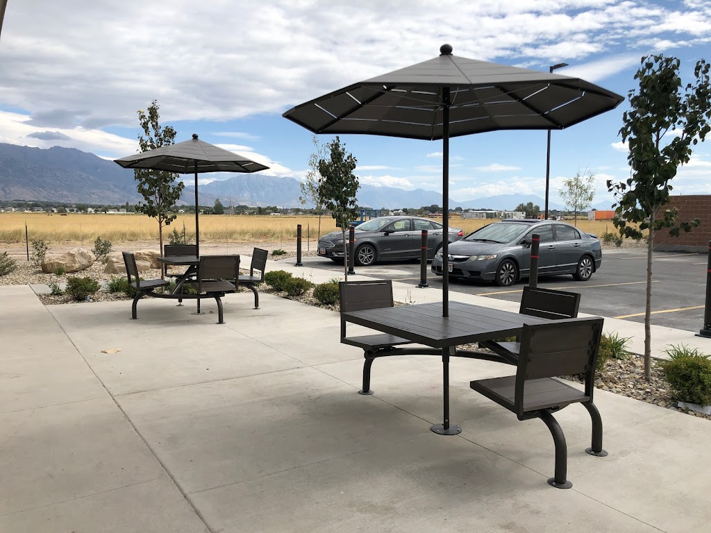 Maverik Adventures First Stop | restaurant | 2050 N 3600 W, Lehi, UT 84043, USA | 8014386039 OR +1 801-438-6039