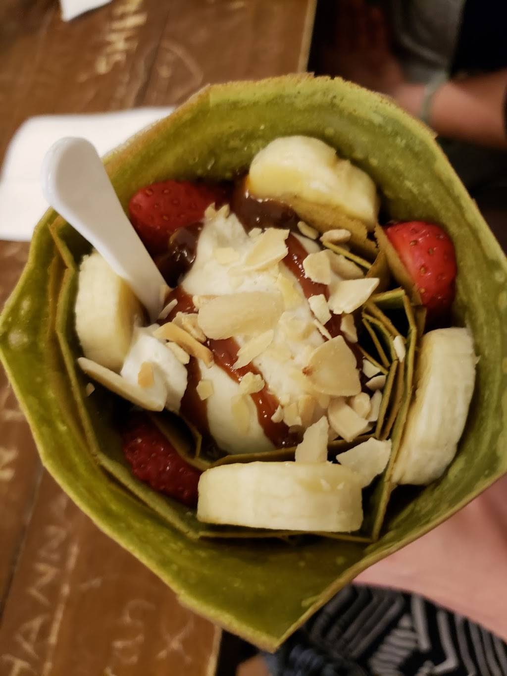 Sweet Berry | meal takeaway | 9432 Main St, Fairfax, VA 22031, USA | 7039782112 OR +1 703-978-2112