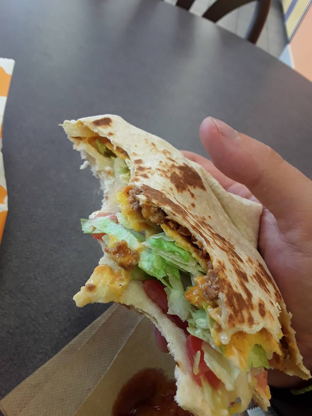 Taco Bell | meal takeaway | 640 SW 9th St, Des Moines, IA 50309, USA | 5152806535 OR +1 515-280-6535