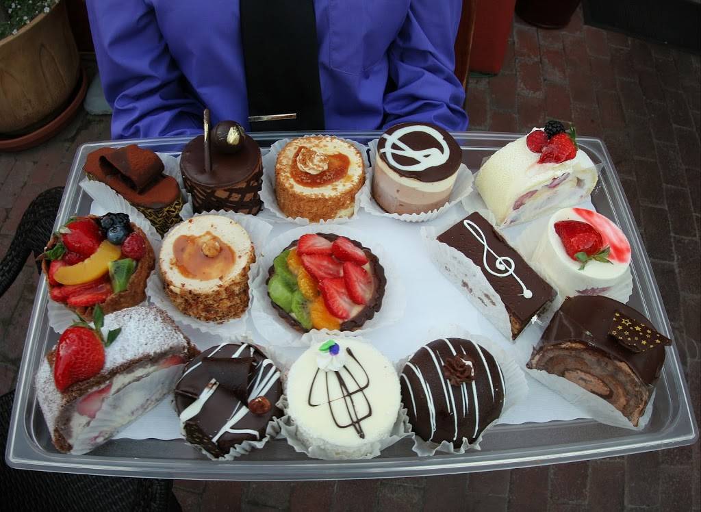 Giannfrancos Trattoria | cafe | 666 Linden Ave, Carpinteria, CA 93013, USA | 8056840720 OR +1 805-684-0720