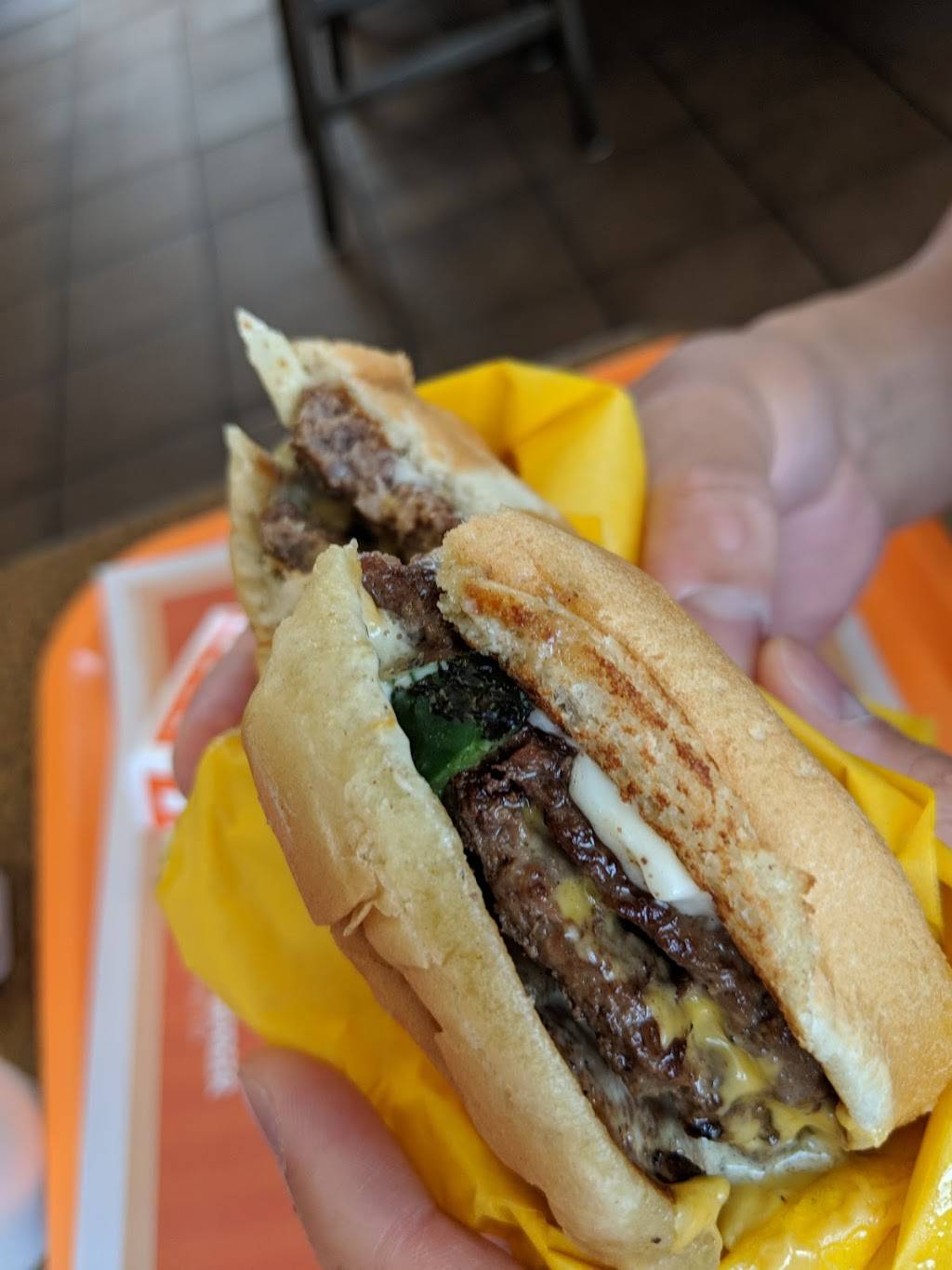 Whataburger | restaurant | 15255 Montfort Dr, Dallas, TX 75248, USA | 9726618320 OR +1 972-661-8320