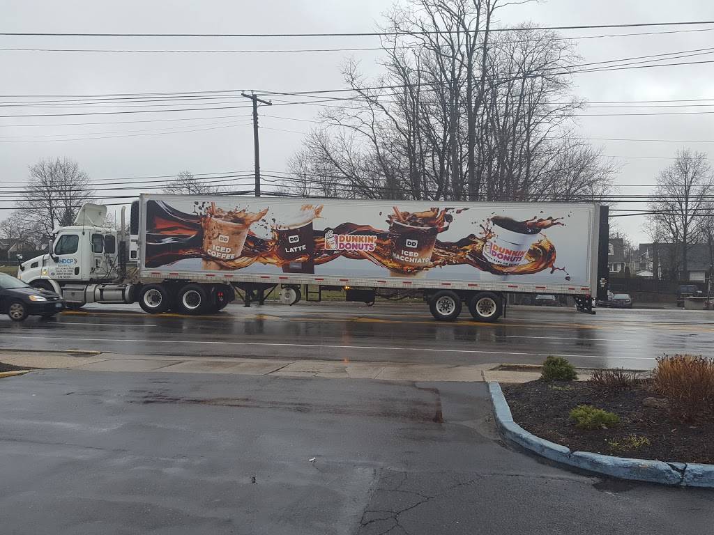 Dunkin Donuts | cafe | 265 E Jericho Turnpike, Mineola, NY 11501, USA | 5167392503 OR +1 516-739-2503