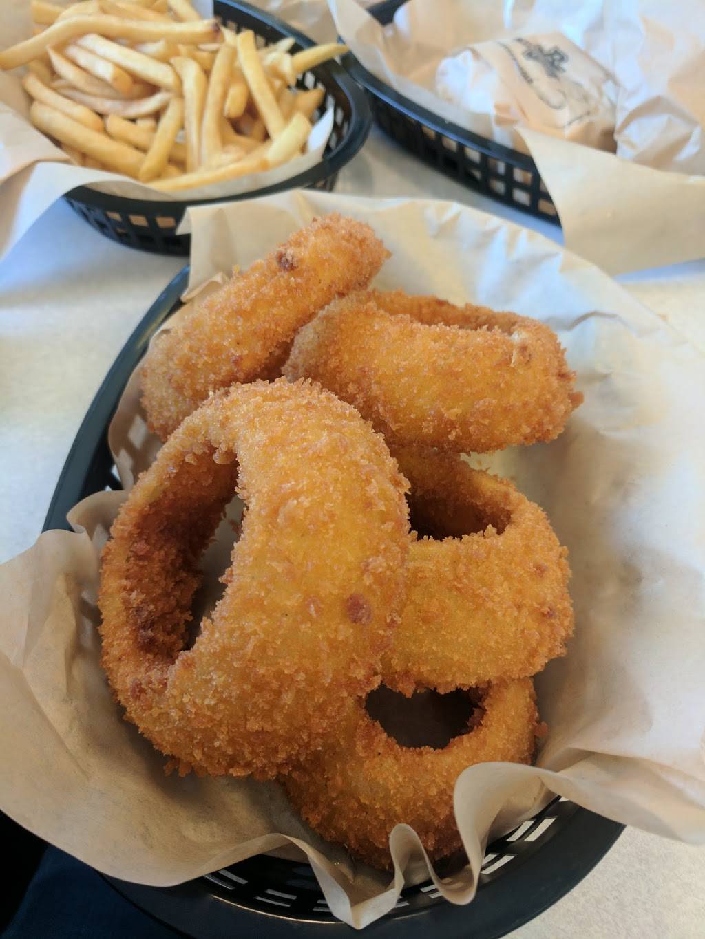 Burgerville | meal takeaway | 518 NE 3rd Ave, Camas, WA 98607, USA | 3608343289 OR +1 360-834-3289