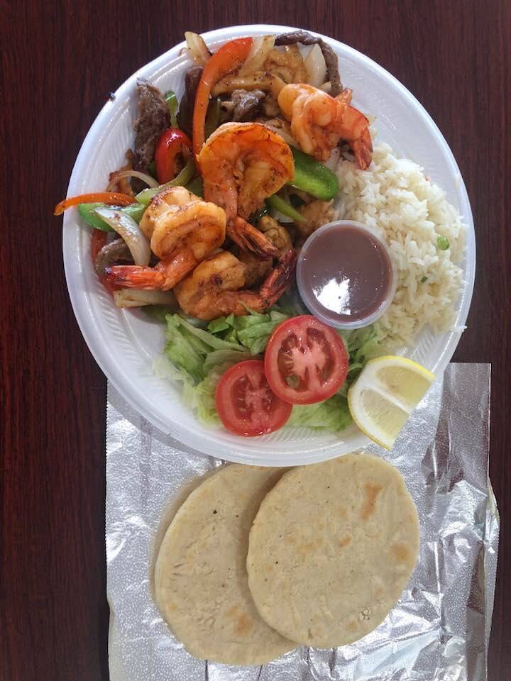 Restaurante Y Pupuseria Anita | restaurant | 510 W Walnut Cir, Garland, TX 75040, USA | 4699108200 OR +1 469-910-8200