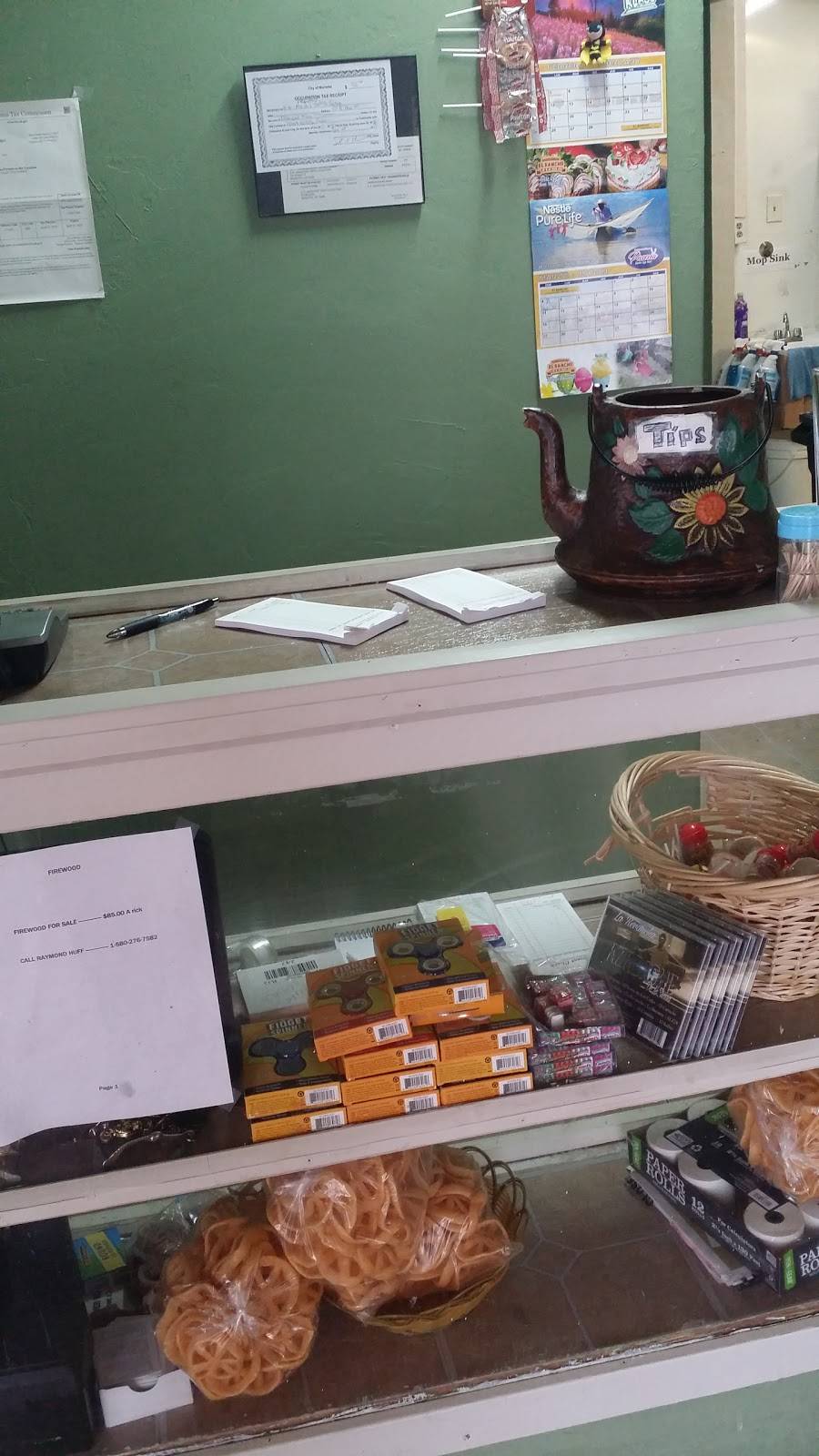 Abuelitas Tortillas | restaurant | 100 US-77, Marietta, OK 73448, USA | 5802820318 OR +1 580-282-0318