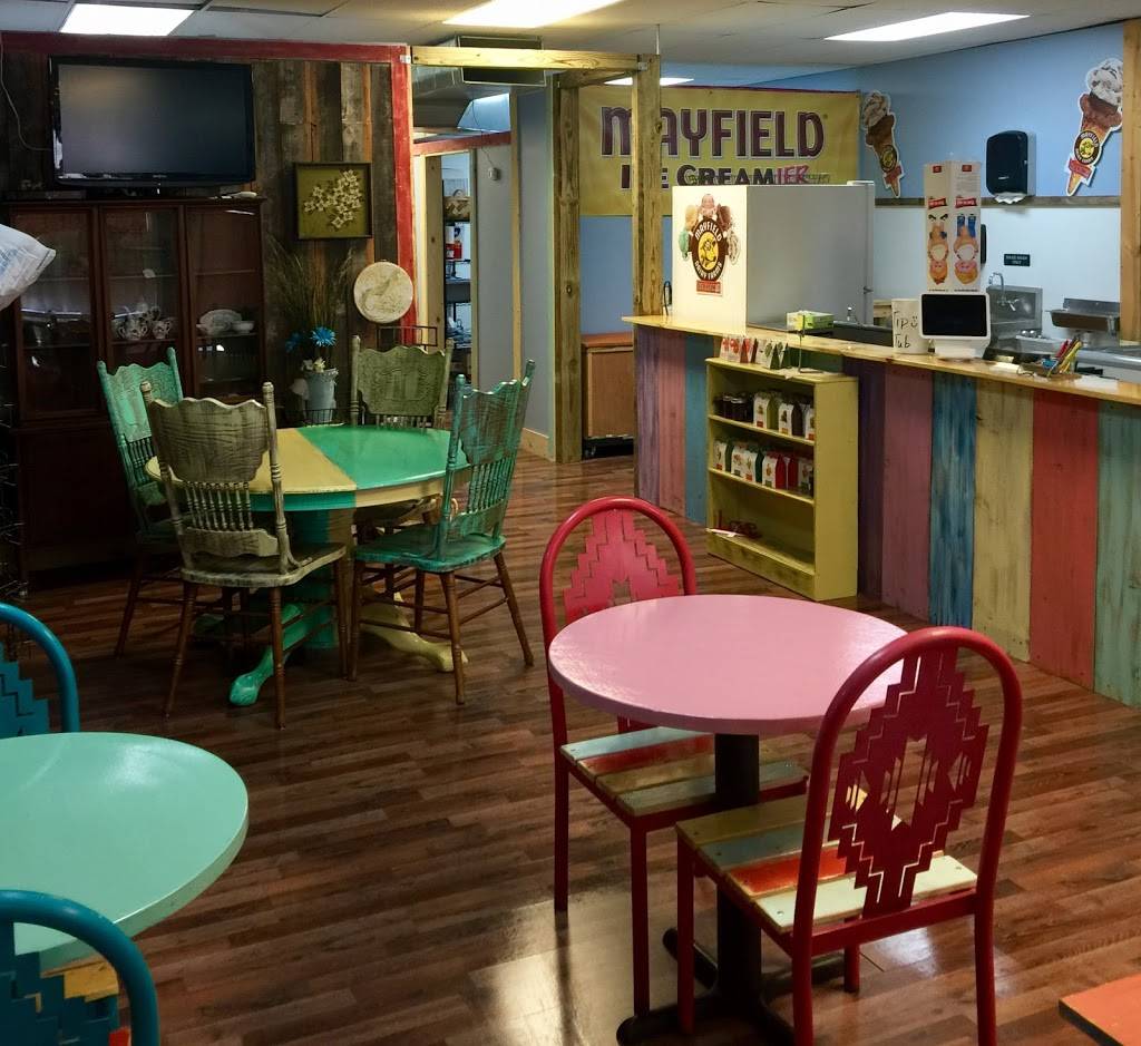 Rustic lunch pail | restaurant | 162 Locust St, Dayton, TN 37321, USA | 4074913168 OR +1 407-491-3168