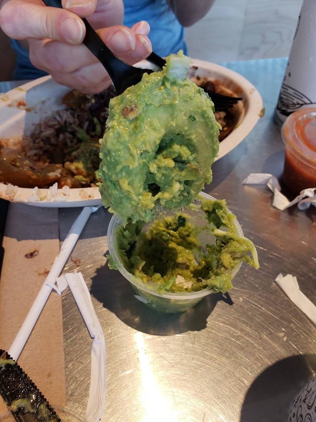 Chipotle Mexican Grill | restaurant | 1800 McFarland Blvd E Suite 608, Tuscaloosa, AL 35404, USA | 2053910140 OR +1 205-391-0140