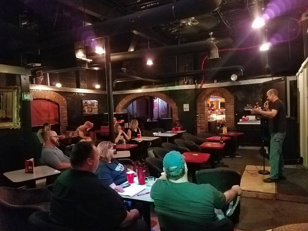 Red Front Bar & Grill | restaurant | 310 Admiral Blvd, Kansas City, MO 64106, USA | 8164720569 OR +1 816-472-0569