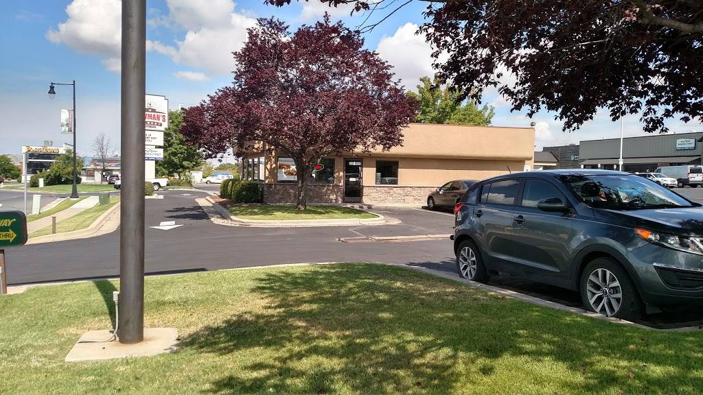 Subway | meal takeaway | 324 N Main St, Kaysville, UT 84037, USA | 8015448442 OR +1 801-544-8442