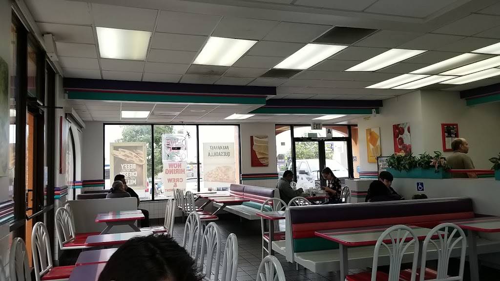 Taco Bell | meal takeaway | 9821 Aero Dr, San Diego, CA 92123, USA | 8584670041 OR +1 858-467-0041