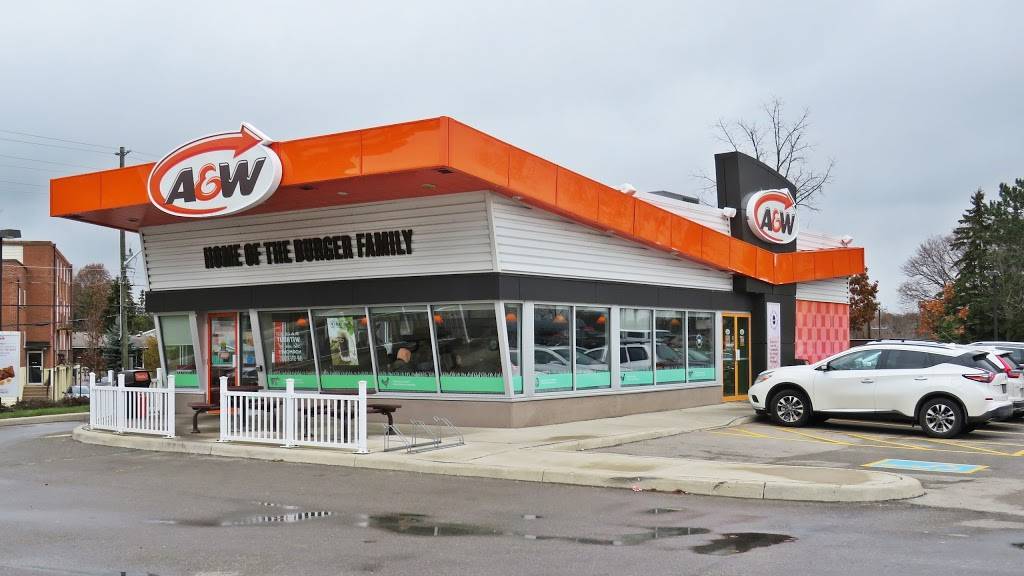 A&W Canada | restaurant | 315 Lincoln Rd, Waterloo, ON N2J 4H7, Canada | 5198887676 OR +1 519-888-7676