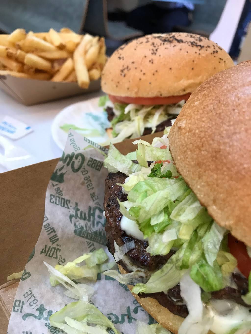 Char-Hut | Davie, FL | restaurant | 9000 W State Rd 84, Davie, FL 33324, USA | 9544749312 OR +1 954-474-9312