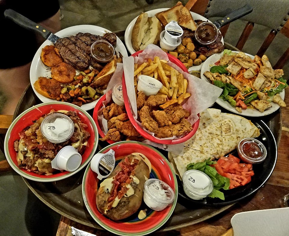 4C BBQ | restaurant | 1045 US-331 Suite H, Defuniak Springs, FL 32435, USA | 8508924227 OR +1 850-892-4227