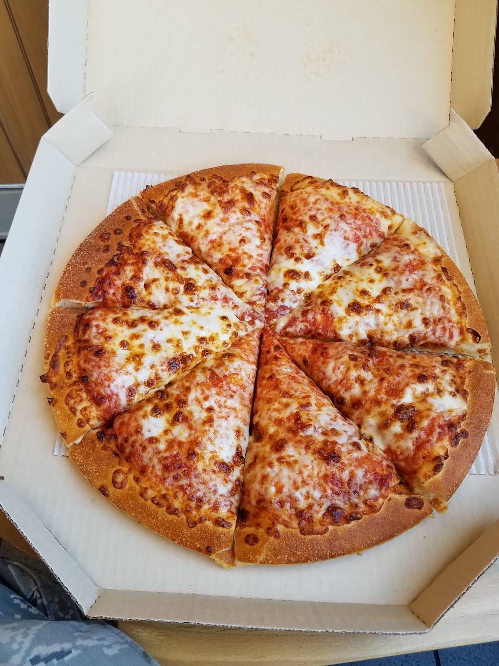 Pizza Hut | restaurant | 24021 Alessandro Blvd Ste 106, Moreno Valley, CA 92553, USA | 9514850202 OR +1 951-485-0202