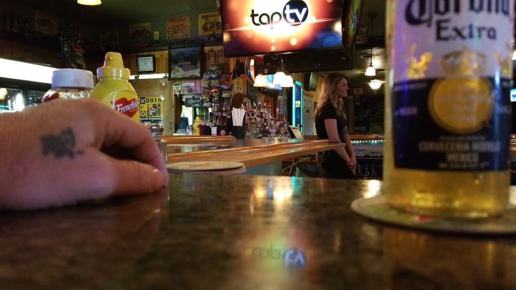 Town & Country Bar & Grill | restaurant | 2552 Benjamin Franklin Hwy, (Route 422), Edinburg, PA 16116, USA | 7246522551 OR +1 724-652-2551