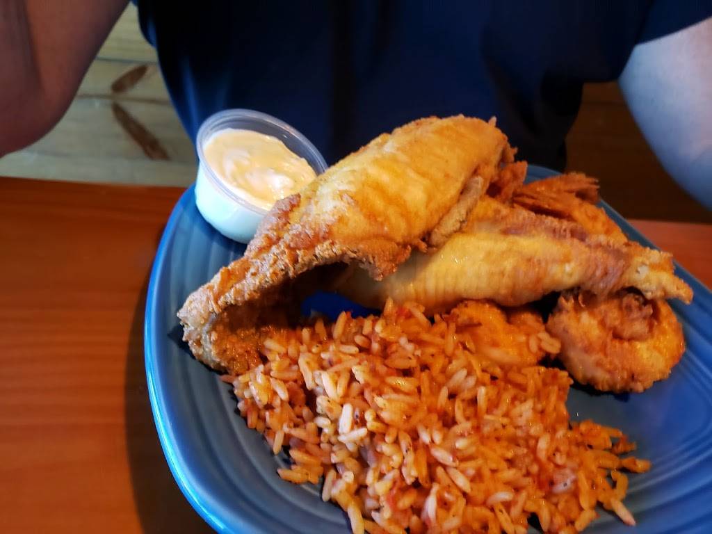 Gilligans Seafood Restaurant- Beaufort | restaurant | 2601 Boundary St, Beaufort, SC 29906, USA | 8433792244 OR +1 843-379-2244