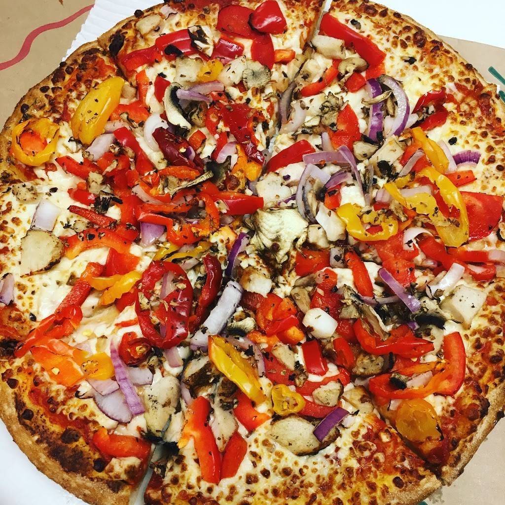 Titos Pizza | restaurant | 7 Market St, Paris, ON N3L 3A3, Canada | 5194429600 OR +1 519-442-9600