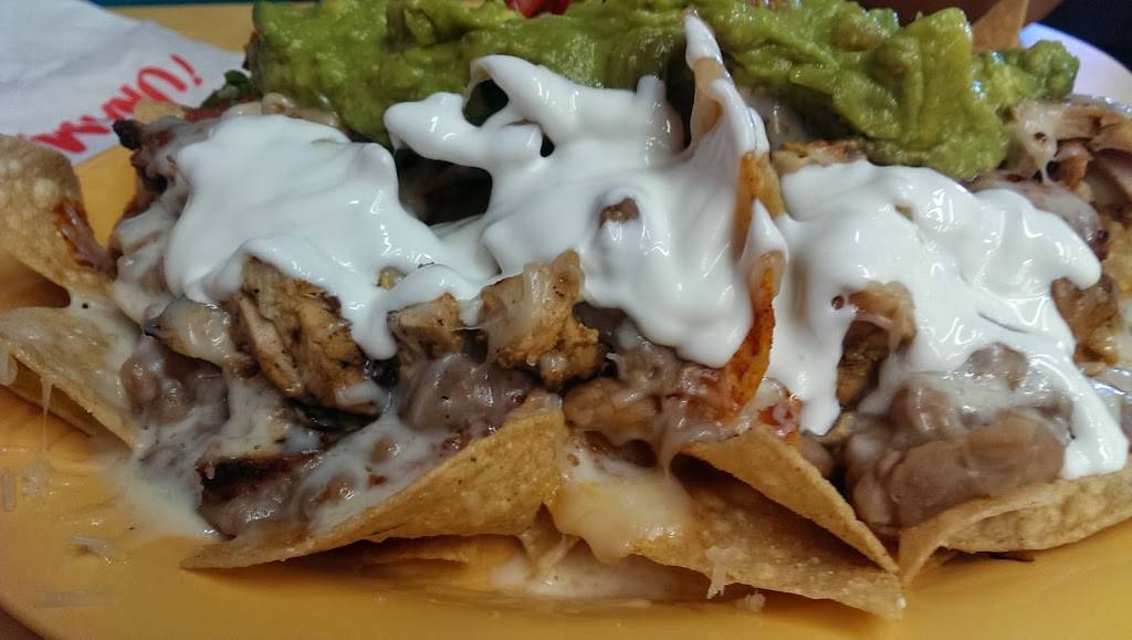 Una Mas Mexican Grill | restaurant | 15724 Los Gatos Blvd, Los Gatos, CA 95032, USA | 4083588680 OR +1 408-358-8680