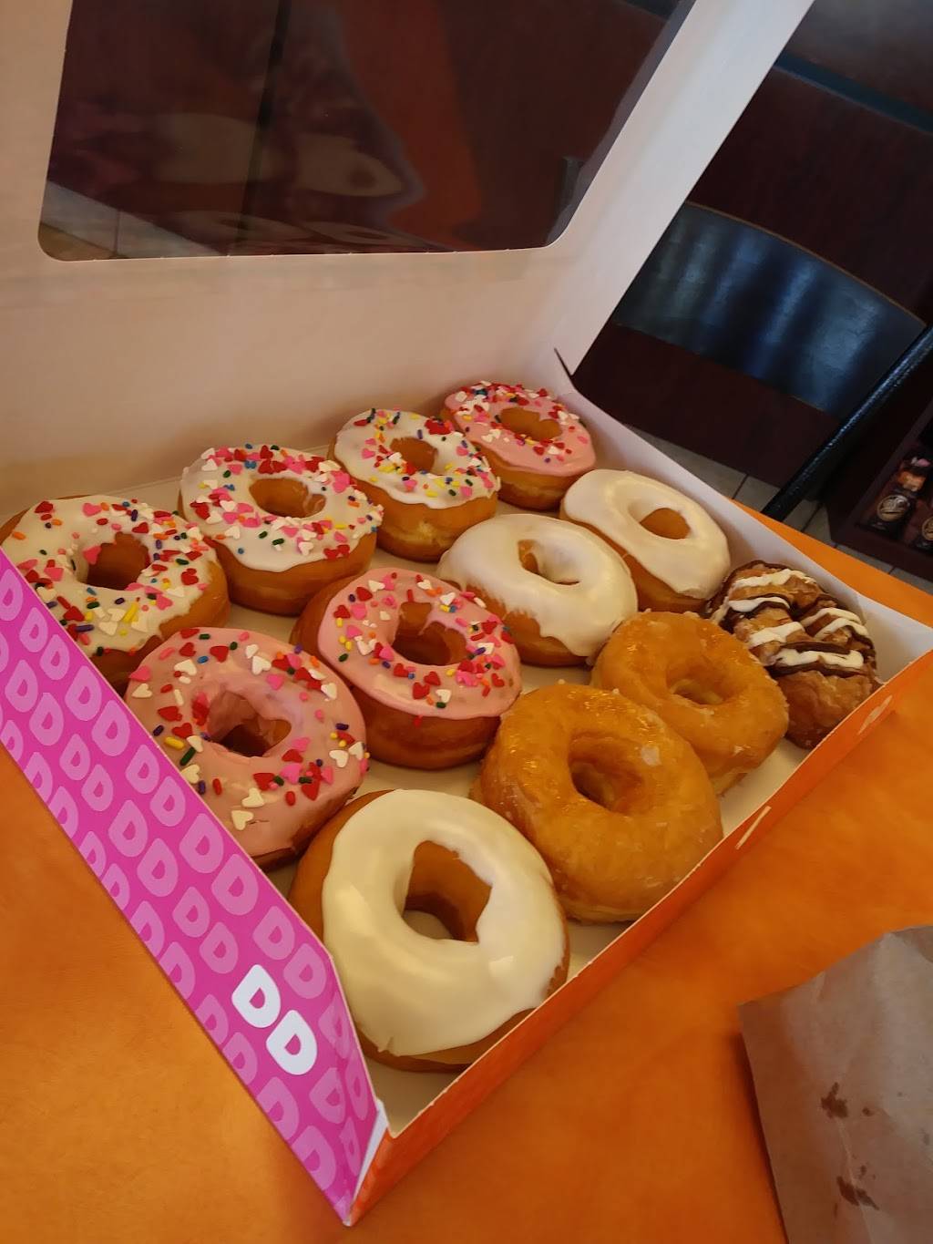 Dunkin | bakery | 2728 N Federal Hwy, Delray Beach, FL 33483, USA | 5612729233 OR +1 561-272-9233
